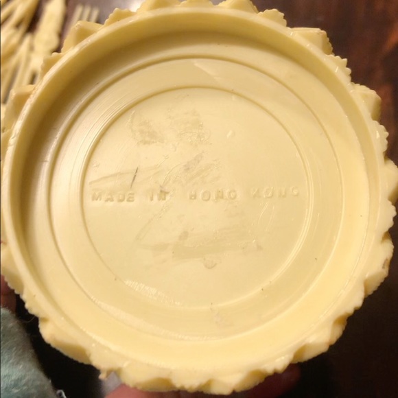 Vintage CELLULOID APPETIZER FORKS & HOLDER - Picture 7 of 7